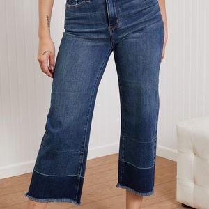 Judy Blue Hi Rise Wide Leg cropped Wide Release Hem STRETCHY